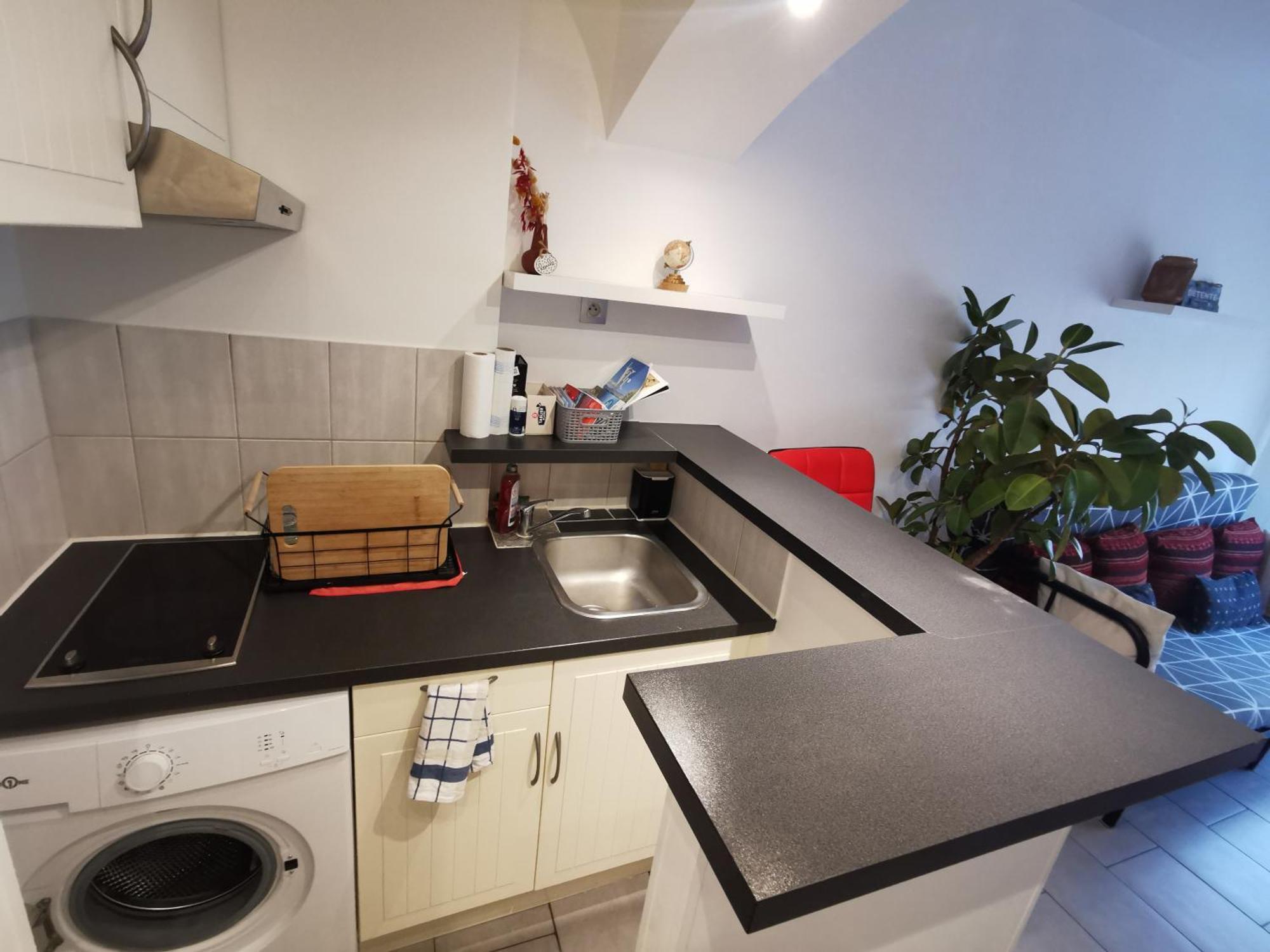 Studio Et Stationnement Offert Centre Ιέρ Εξωτερικό φωτογραφία